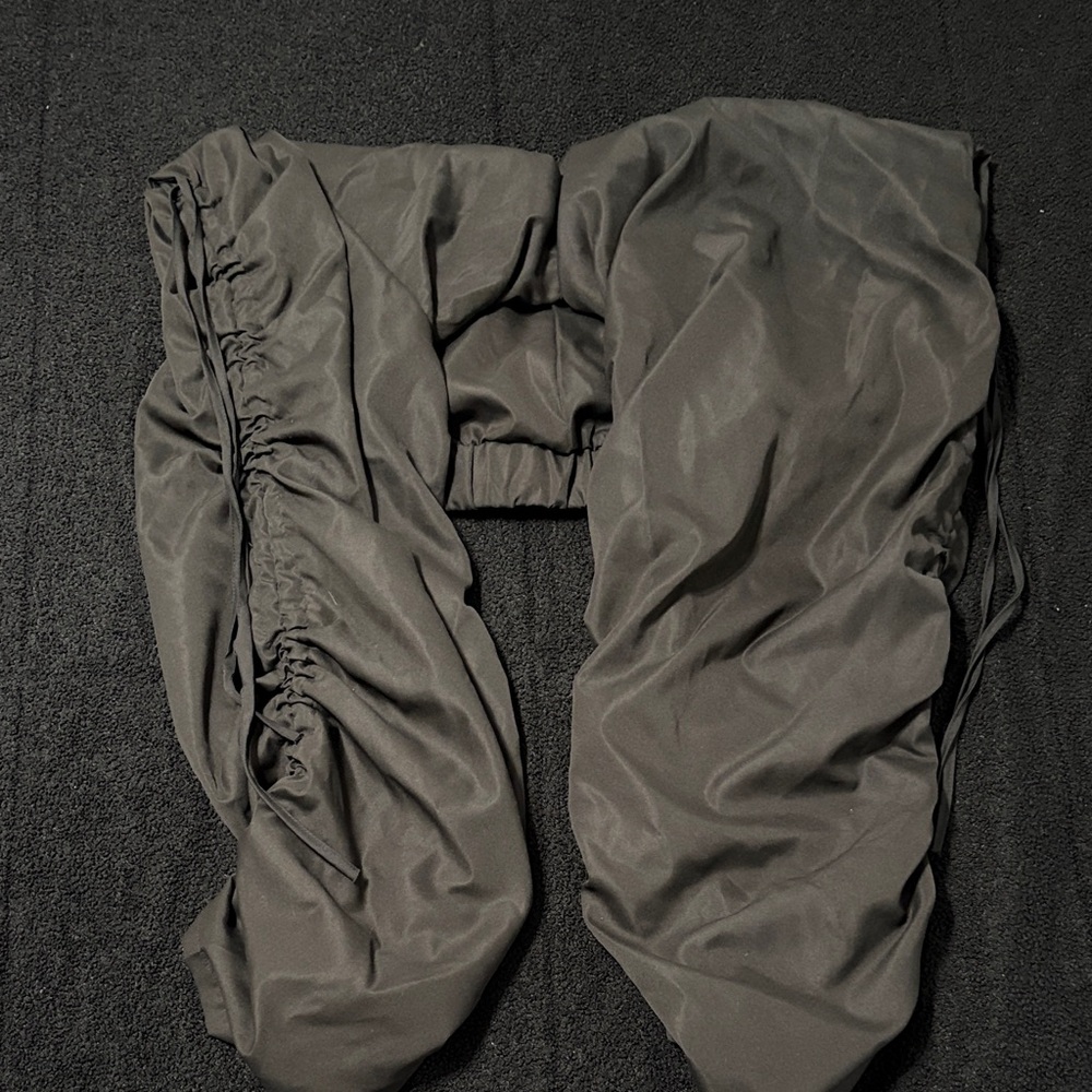 SHEIN Black scrunch cargo pants
